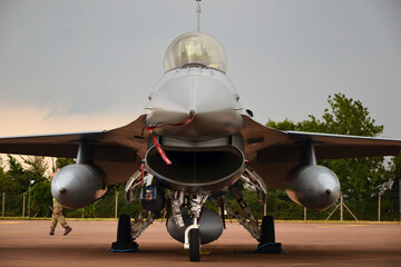 supersonic military jet fighter Lockheed Martin F-16