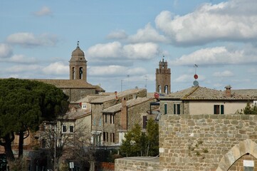 Torre  Campanile visto dalla fortezza  di Montalcino. Siena. Toscana.