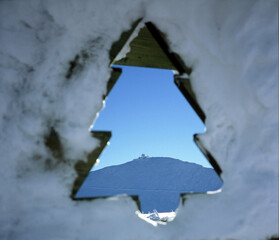 trial to Sniezka Mountain and view to shelter on Sniezka - Karkonosze Mountains, Karkonosze National Park, Poland