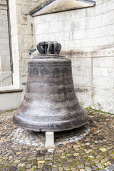 Obraz premium Lindau, Germany. Old bell on display at the cathedral
