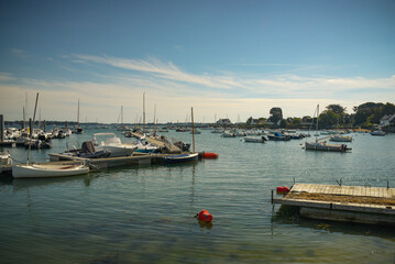 Fototapeta premium view on the sea side of Locmariaquer