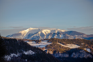Blick vom Semmering Berg Rax Schneeberg