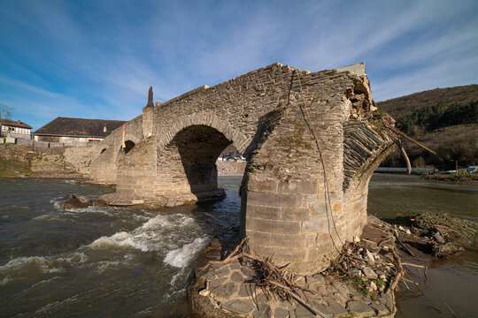 Nepomukbr&uuml;cke in Rech (Ahrtal) 7 Monate nach der Flutkatastrophe