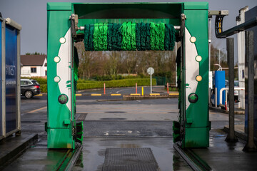 Automatic car wash