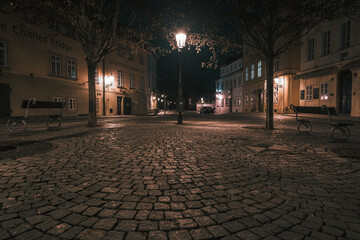 ulice pod karlem © svetjekolem