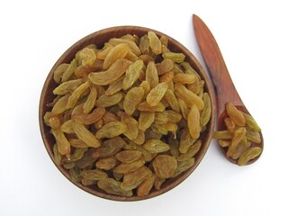 Raisins in a bowl top view 