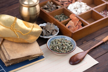 Scene of treating diseases with traditional Chinese Medicine