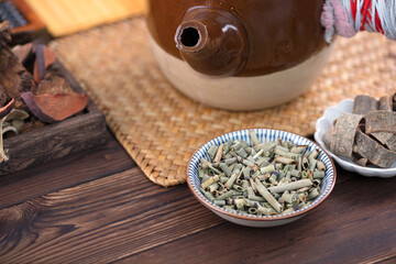 Chinese herbal equisetum beside decoction casserole