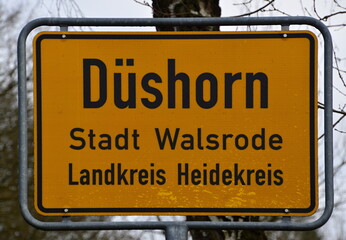Ortschild von Düshorn, Niedersachsen
