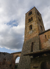 Fototapeta na wymiar Pieve di San Giovanni Battista a Ponte allo Spino, il campanile