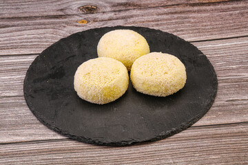 Raw potato zrazy for cooking