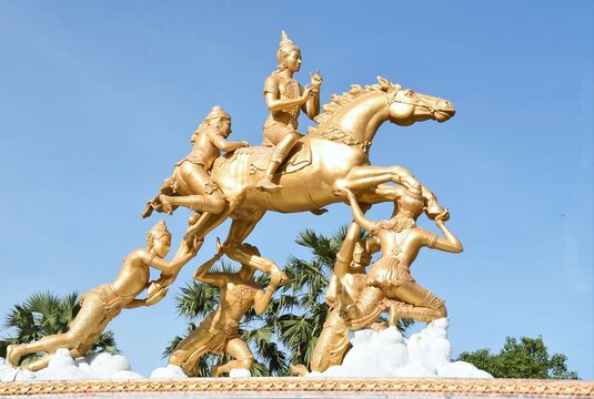 golden statue of prince Sittrata ordinate in the park