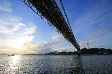 福岡県北九州市　和布刈観潮遊歩道から見た関門橋