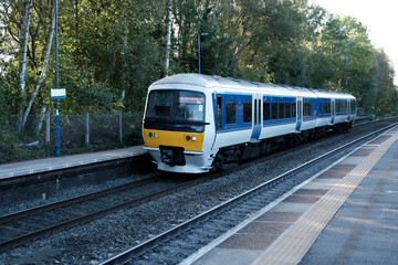 Naklejka premium diesel train suburbs england uk