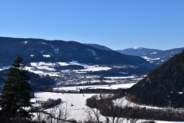 Blick auf Scheifling im Murtal, Stolzalpe im Hintergrund, Steiermark, Blick vom Weißeck