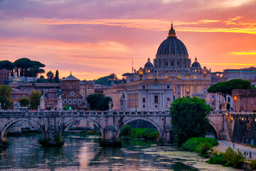 Fototapeta na wymiar Vatican Skyline