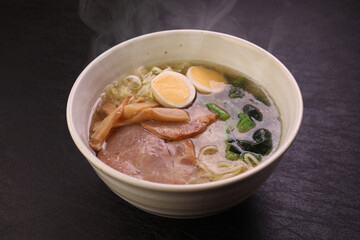 塩ラーメン
