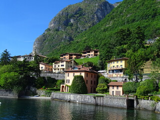 Fototapeta na wymiar Beautiful site of Lake Como, Italy
