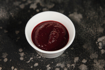 berry currant sauce