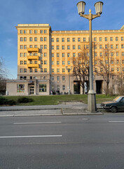Fototapeta na wymiar Frankfurter Allee - Detail view of a corner in sundown light 