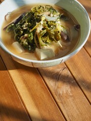 한국의 전통음식 냉이 된장국