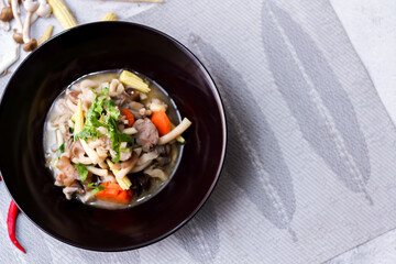 Stir Fried Mushrooms with Pork It is a Thai food that you can find often and it is also a food. Street food in Thailand