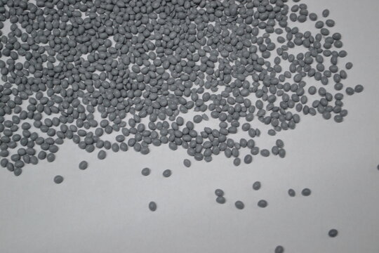 Grey granules termplast