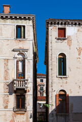 Fototapeta na wymiar Old traditional architectues in Venice