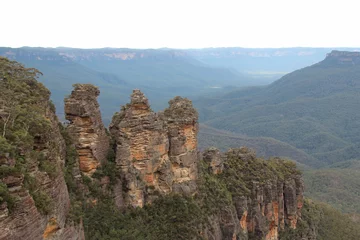 Cercles muraux Trois sœurs Three Sisters Hanging Rock at Blue Mountains (Australia)