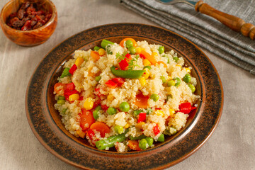 Healthy vegetarian dish made with quinoa and spring vegetables