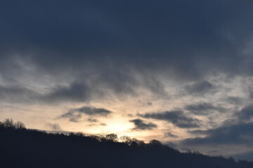 Fototapeta na wymiar winter foggy sunrise