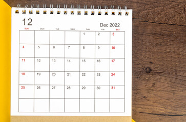 December 2022 desk calendar