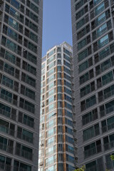 Fototapeta premium apartment building