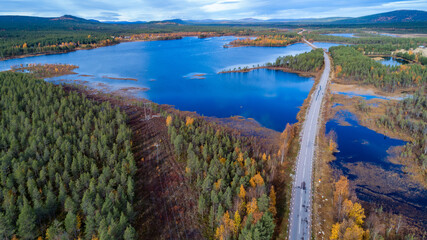  road crosses Swedish lakes