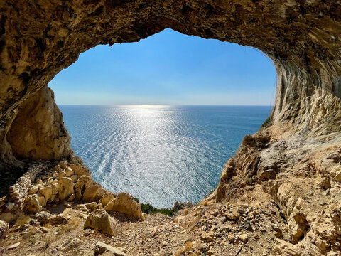 cave of forgers in Liguria
