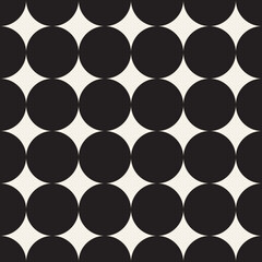 Vector seamless pattern. Repeating geometric elements. Stylish monochrome background design.
