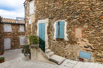 Fototapeta na wymiar the perched village of Gassin, in Provence