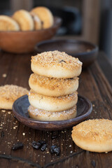 Shortbread cookies with coconut and chocolate dragees