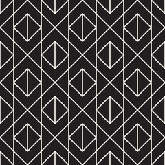 Vector seamless pattern. Repeating geometric elements. Stylish monochrome background design.