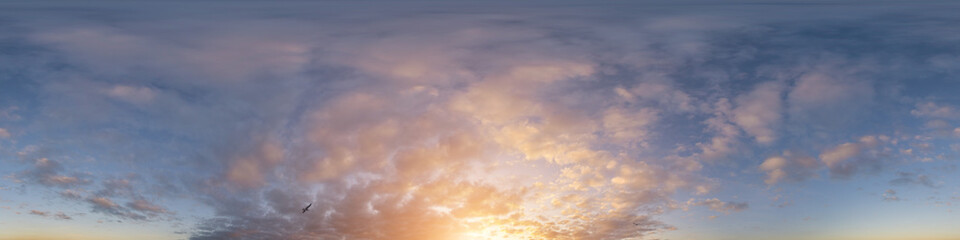 Fototapeta premium Dark blue sunset sky panorama with pink Cumulus clouds. Seamless hdr 360 panorama in spherical equirectangular format. Full zenith for 3D visualization, sky replacement for aerial drone panoramas.