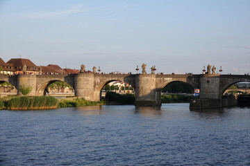 Fototapeta premium Alte Bruecke in Wuerzburg