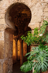 baños árabes, - Banys Àrabs - portal con arco de herradura , siglo X, Palma, Mallorca, islas...