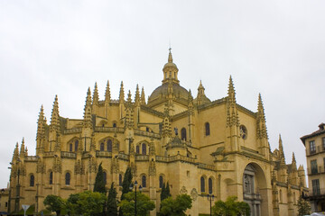 Fototapeta na wymiar Cathedral of Santa Maria in Segovia, Spain 
