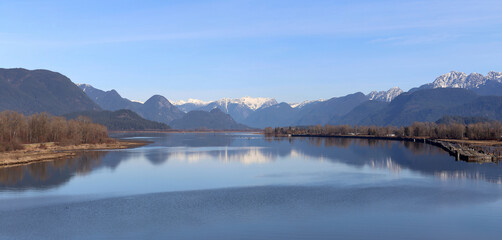 Obraz premium Sunny winter day in Canadian British Columbia