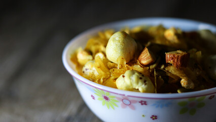 namkeen in seeing bowl