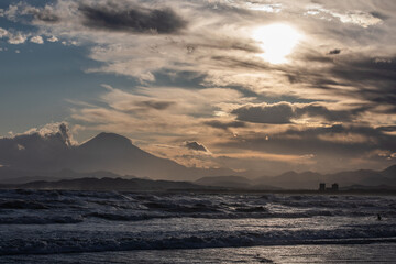 Fototapeta premium 夕日と富士山