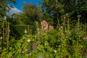 Fototapeta na wymiar hill close gardens warwick warwickshire england uk