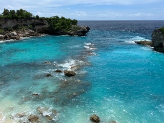 Fototapeta premium インドネシア チュニガン島 ブルーラグーン