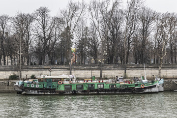 Obraz premium boats on the river