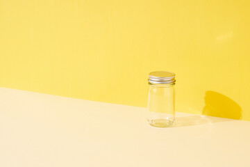 小瓶　黄色とベージュ